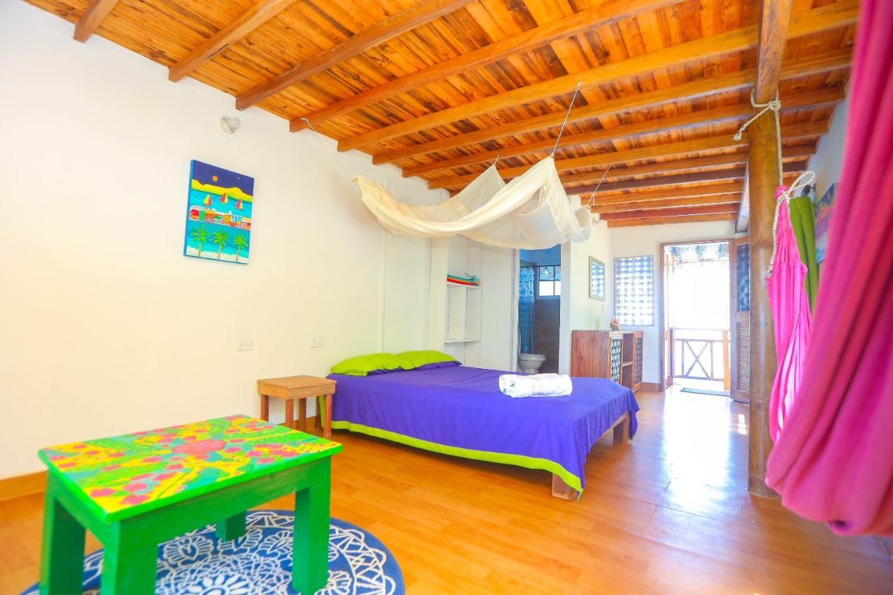 Hotel Puntanorte Tintipan Island Exterior foto